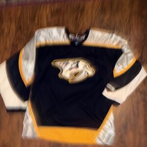 NHL Nashville Predators CCM NHL Official Jersey Vintage 2XL